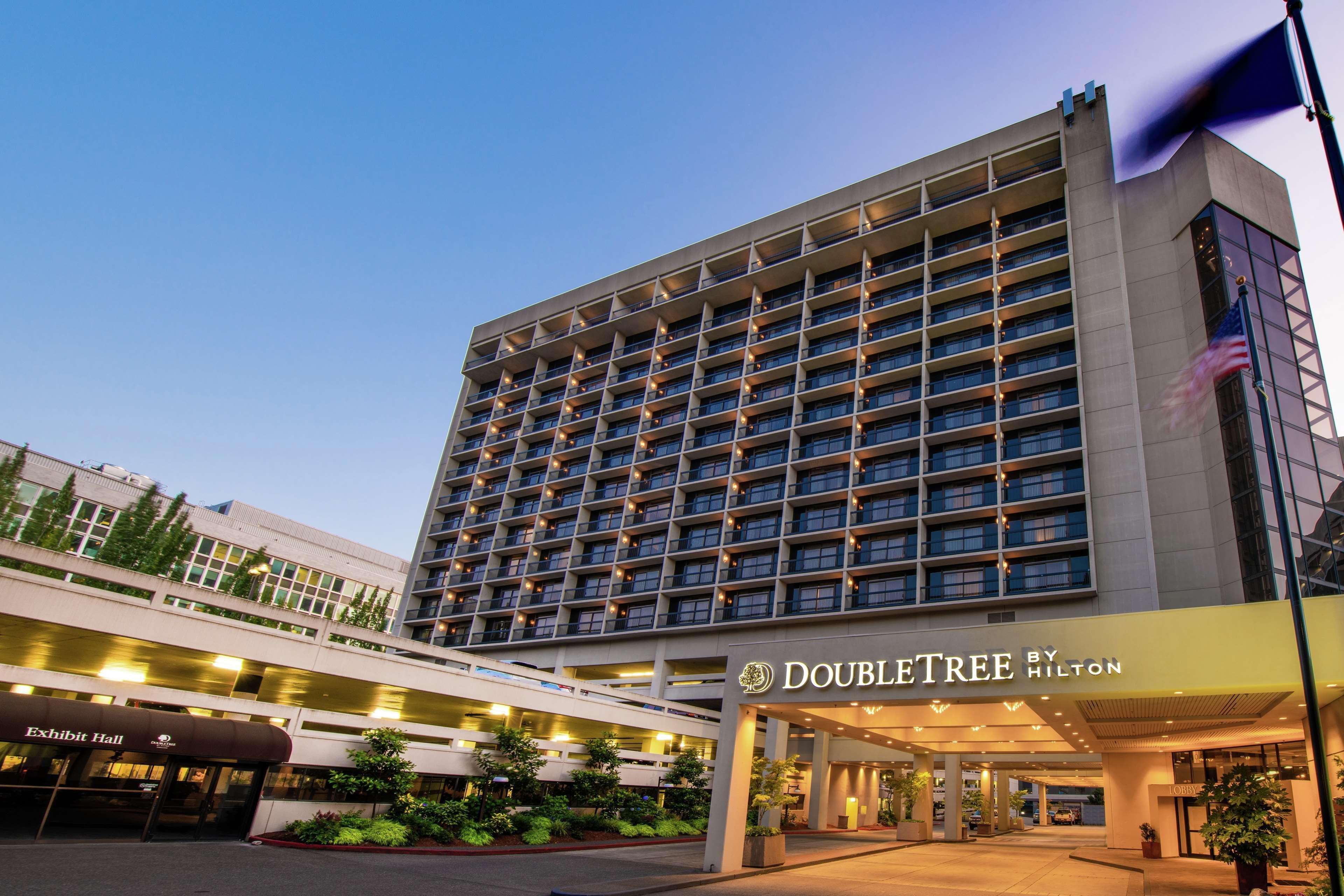 מלון Doubletree By Hilton פורטלנד מראה חיצוני תמונה
